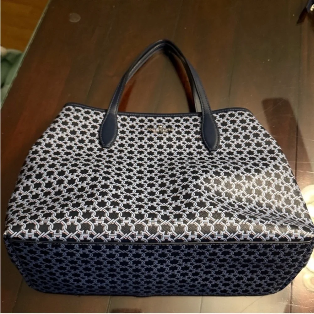 Kate Spade Navy and Black Geometric Tote - Picture 3 of 15